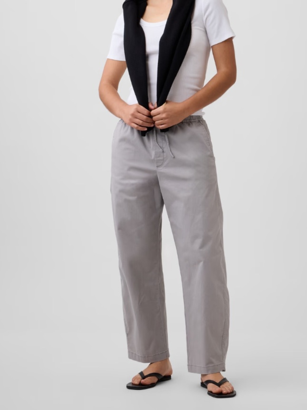 GAP Factory Mid Rise Easy Barrel Khakis